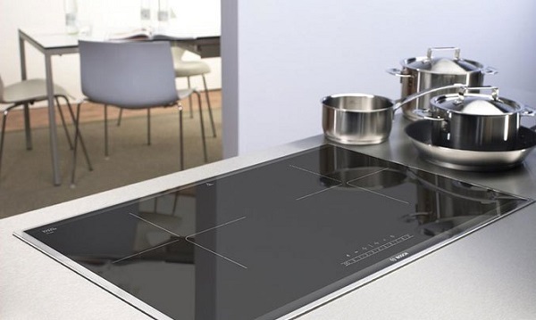Nên mua bếp từ Cata hay Bosch dùng tốt hơn